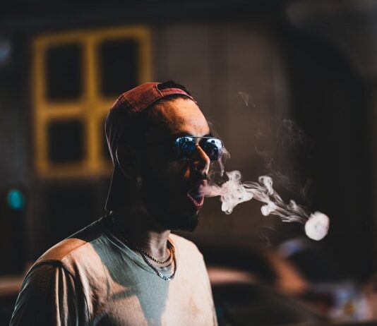 Vaping mods, E-Cigs and Tanks
